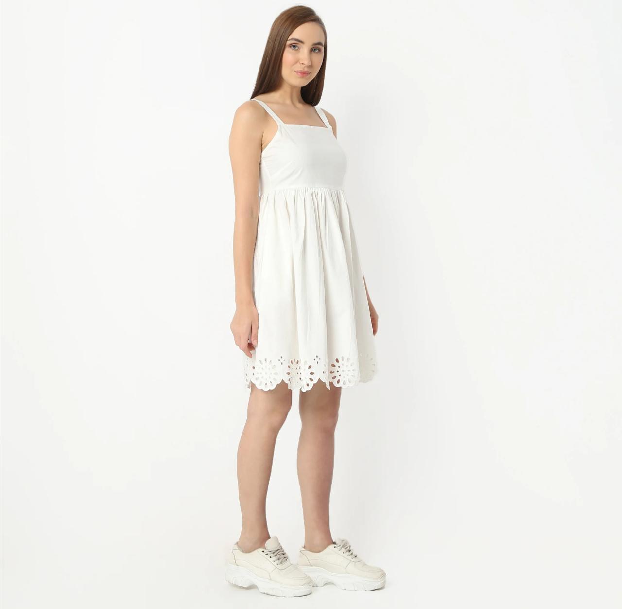 Flare Fit Knee Length Sleeveless Cotton Dress With Cutwork