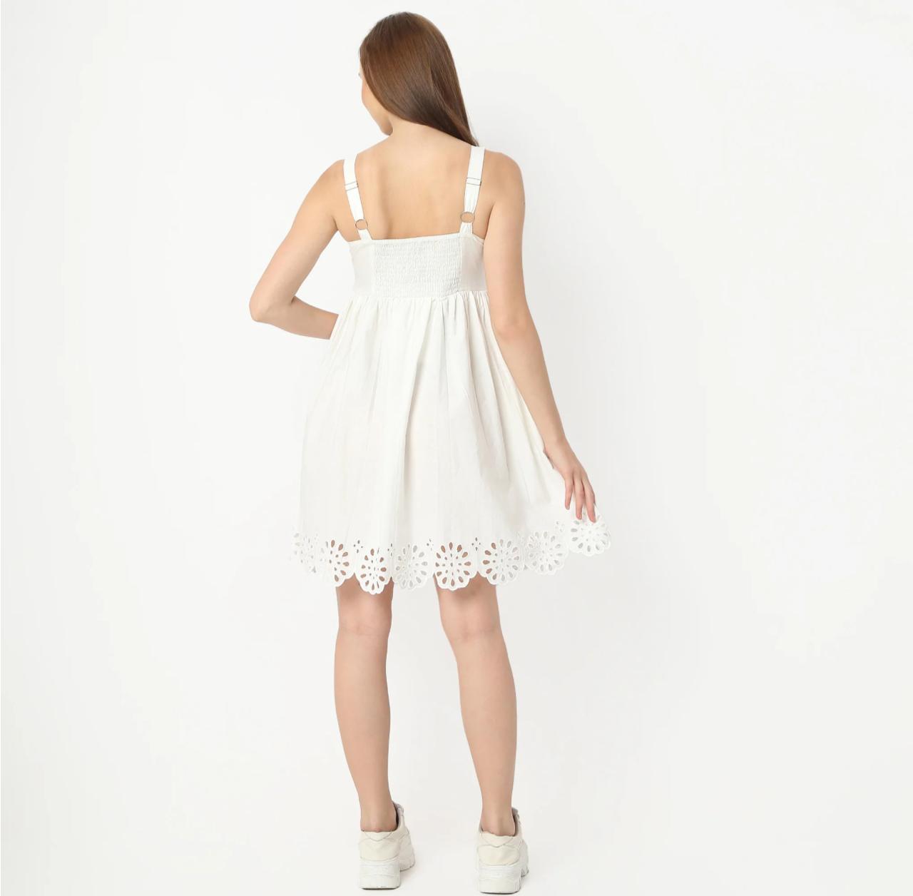 Flare Fit Knee Length Sleeveless Cotton Dress With Cutwork